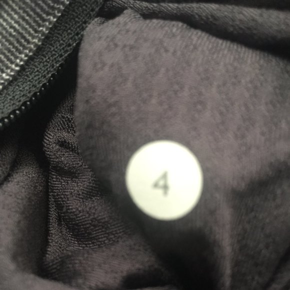 Lululemon In Stride Stripe Jacket - Picture 9 of 9